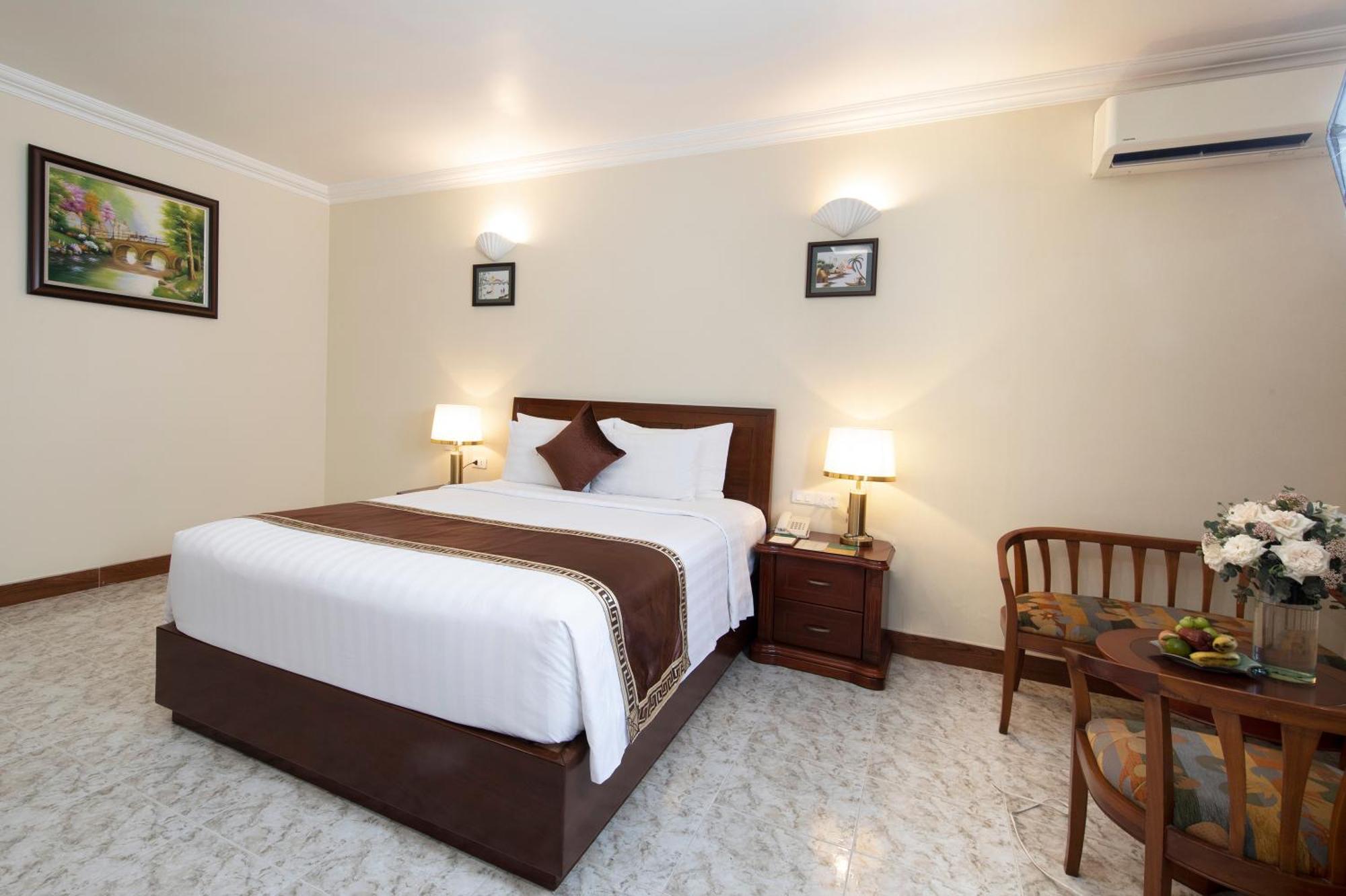 Phuong Nam Resort Thuan An Exterior photo